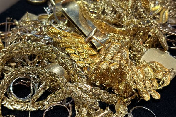 Gold Bars for Beginners: How to Start Investing in Physical Gold